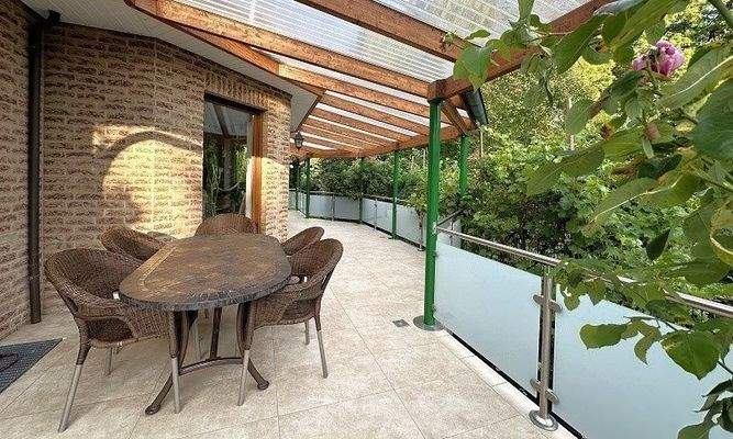 makellos EFH SN Hufenweg - Terrasse.jpg