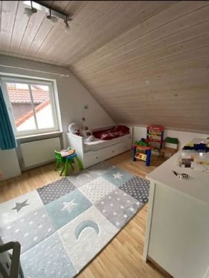 Schlafzimmer 1