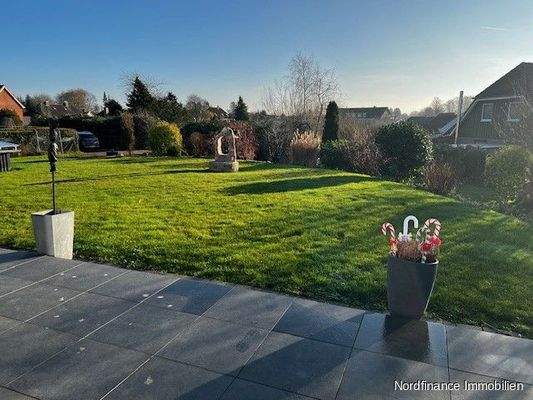 Blick Terrasse Garden