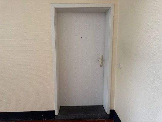 Wohnungstür