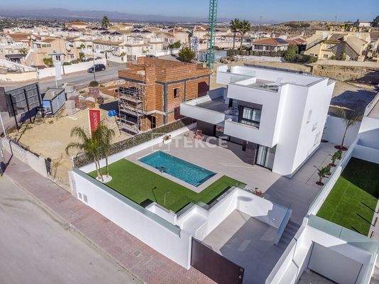Elegant Detached Villas with Private Pools in Rojales