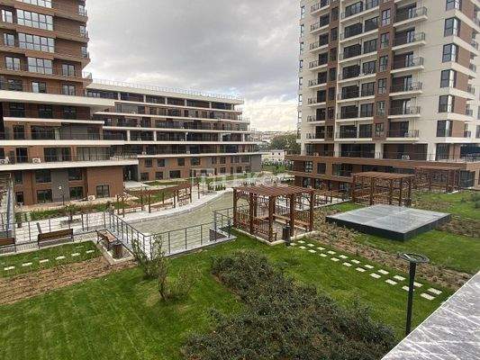 Apartments with Stunning Gardens in İstanbul Ümraniye