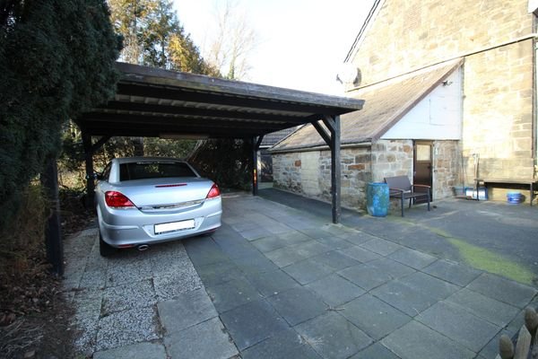 CARPORT, HAUSNAHE AUSSENANLAGEN