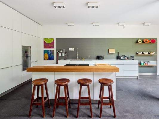 So "casual" kann Exklusivität sein: ob schneller Snack, ein Glas Wein oder ein Abendessen für eine Gesellschaft: in diesen Räumlichkeiten ist alles möglich