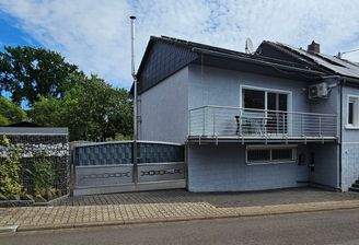 Top saniertes, charmantes Haus in ruhiger Lage
