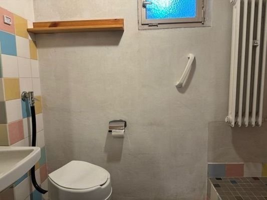 Kleines Bad unten.jpg