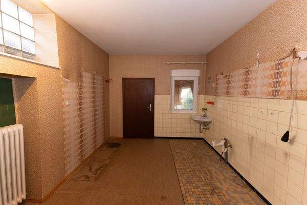 Weiteres Zimmer Erdgeschoss mit angrenzender Toilette
