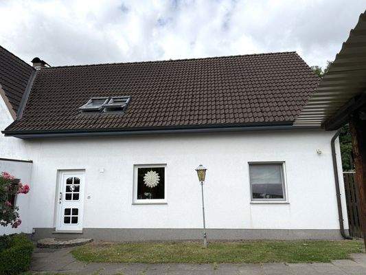 Vorderansicht/ Hauseingang