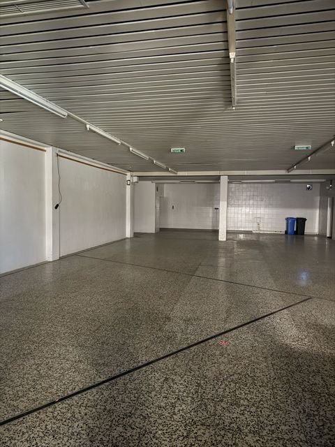 Wetter (Ruhr) Halle, Wetter (Ruhr) Hallenfläche