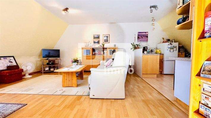 WE2 OG / DG Wohn / Esszimmer / Offene Küche