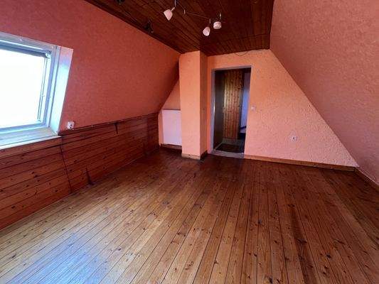 Zimmer 1 im ausgebauten DG