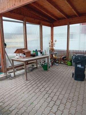 Hs. Rothenkirchen, Freisitz neben Garten.jpg