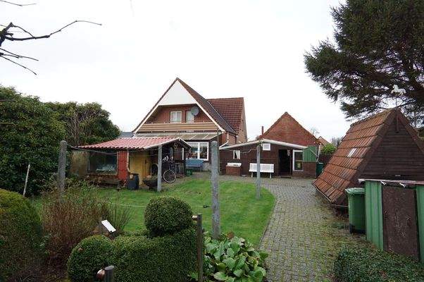 Ansicht aus dem Garten.jpg