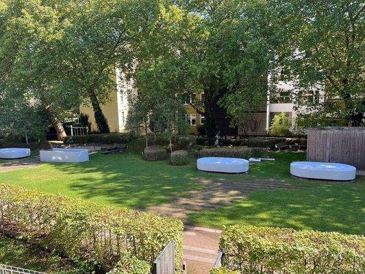 private Parkanlage.jpg