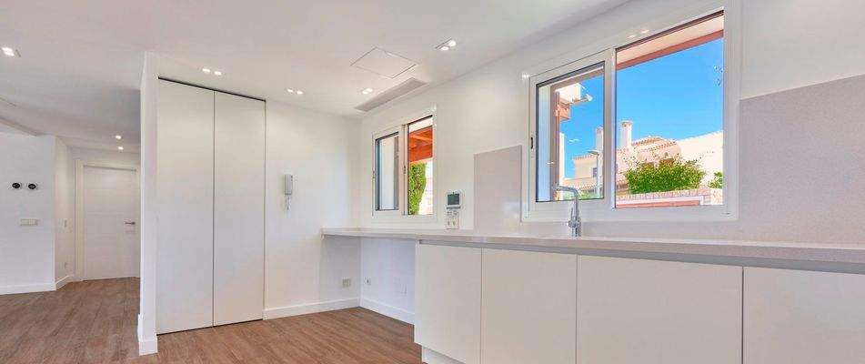 B7-Marina-Golf-villa45-kitchen-May2025