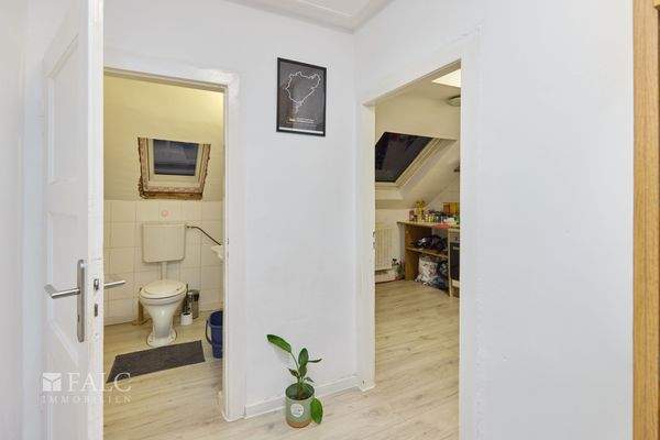 Wohnung 4. OG - WC / Küche