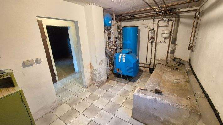 KG Ölzentralheizung