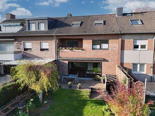 7 Zimmer mit ca. 180m² Nutzfäche