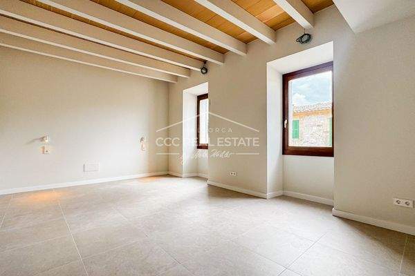 Geräumiges Schlafzimmer