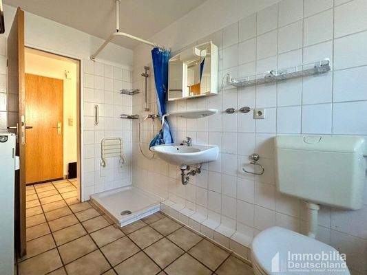 Tageslichtbad - mit ebenerdiger Dusche