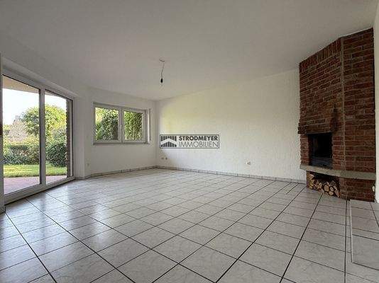  Wohnzimmer mit Kamin