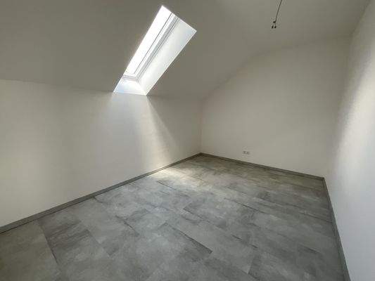 Kinder-/Arbeitszimmer