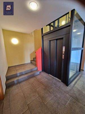 Treppenhaus (2)