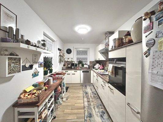 offene Küche mit EBK