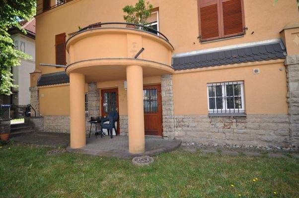 02 separater Eingang.JPG