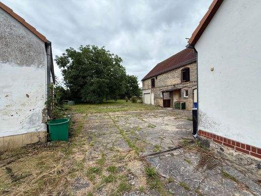 Zugang zum Haus und Hof