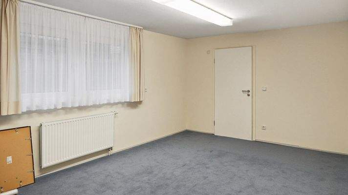 Untergeschoss - 2. Zimmer mit eigenem Ausgang