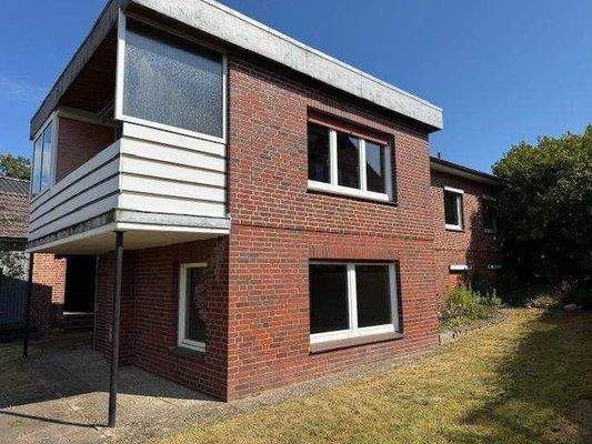 Überdachte West-Terrasse