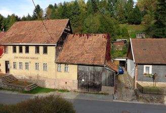 Anwesen mit Scheune (abbrechen ) 