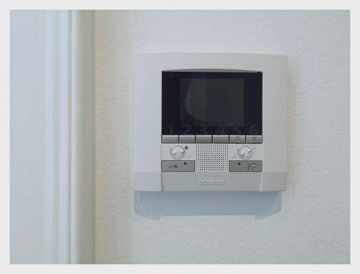 11 Oberer Flur - zweite Gegensprechanlage.jpg