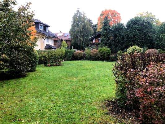 Das Großzügige Grundstück