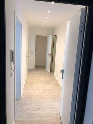 Flur mit Biffar Sicherheitstür