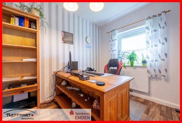 Arbeitszimmer im Erdgeschoss