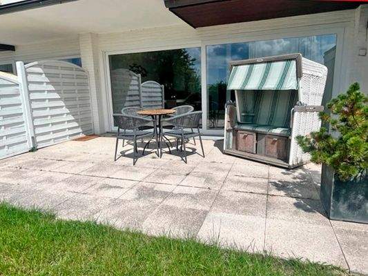 Blickgeschützte Sonnenterrasse