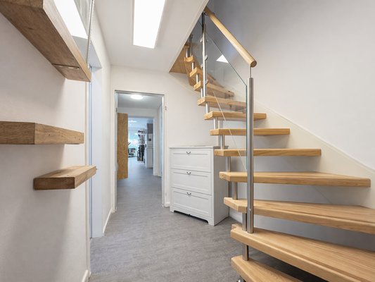 EG Flur Treppe nach oben