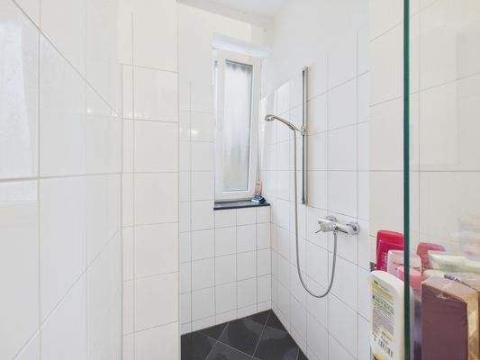 CAM01223G0-PR0168-STILL039