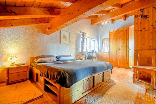 Haus1 2.OG Schlafzimmer2