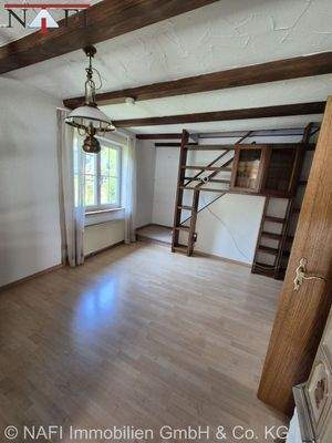 Treppenaufgang im EG