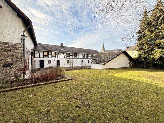 4936 Blick auf das Anwesen 