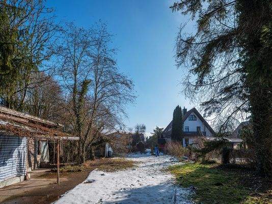 Garten Blick nach Osten.jpg