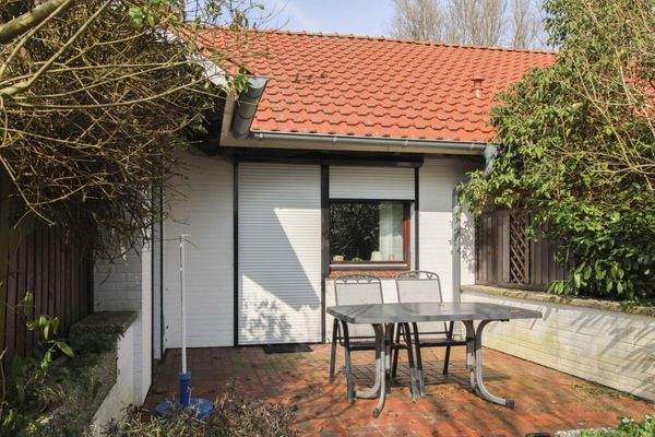 geschützt liegende Terrasse