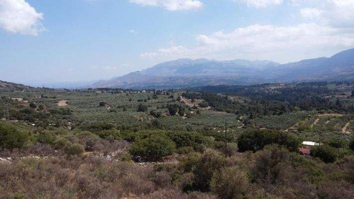 Kreta, Kaina: Grundstück mit herrlichem Bergblick zu verkaufen