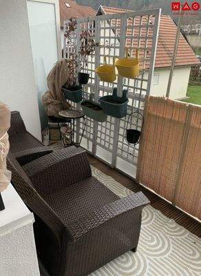 Balkon (dezent mit KI bearbeitet)