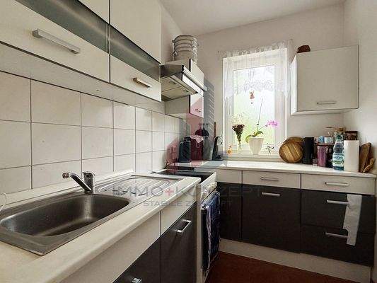 mit angrenzender Küche