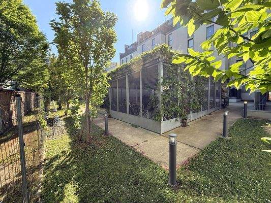 Innenhof / Fahrradabstellkäfig ( 1 von 2 )