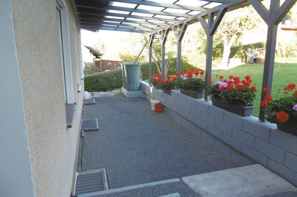 Ostterrasse